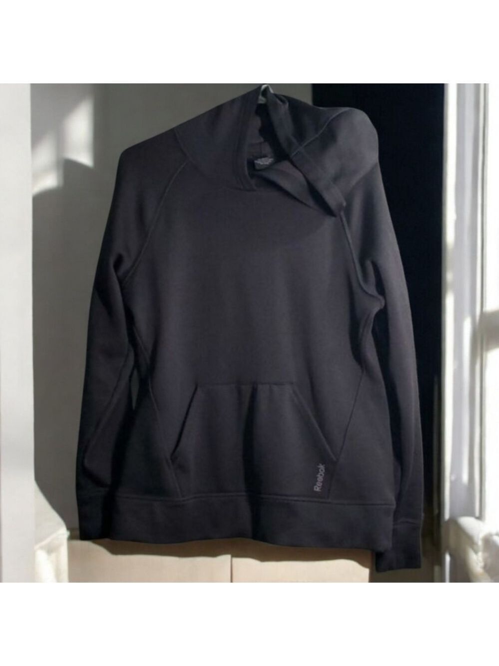 Reebok hoodie women’s size medium black hoodie hooded